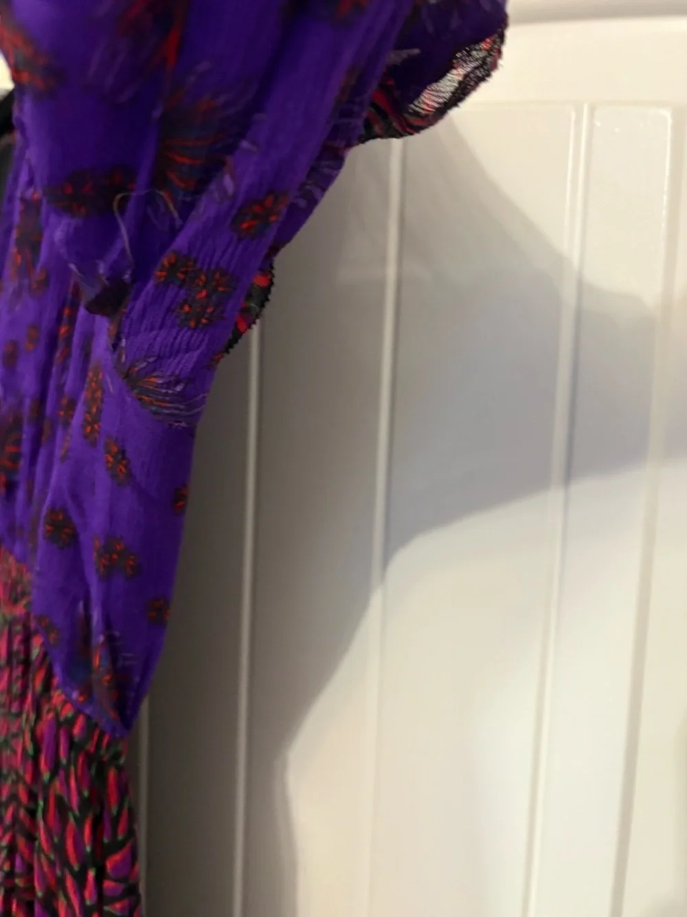 Purple Printed V-Neck Tiered Midi Dress - Picture 4 of 10